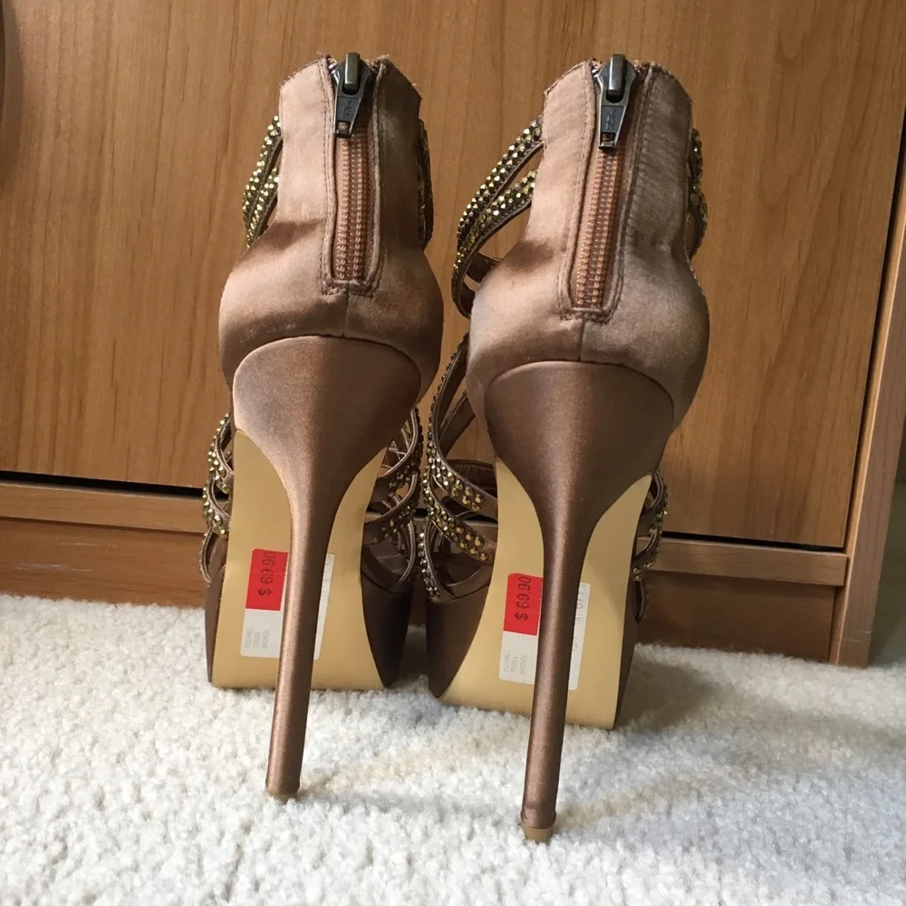 Michael Antonio Bronze Platform Heel NWT